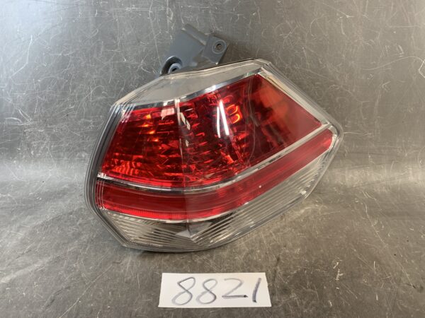 NISSAN X-TRAIL XTRAIL T32 Genuine Taillight KOITO 220-17939 Right Side x1 » JDM-PARTS NZ