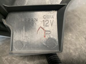 NISSAN XTRAIL NT32 Genuine Taillight KOITO 220-17939 Right Side x1