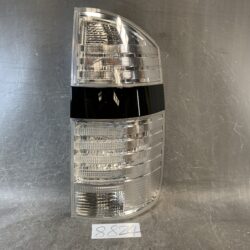 TOYOTA NOAH VOXY AZR60 AZR65 Taillight ICHIKOH 28-185 Right Side x1