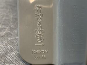 TOYOTA NOAH VOXY AZR60 AZR65 Genuine Taillight / ICHIKOH 28-185 / Right Side x1