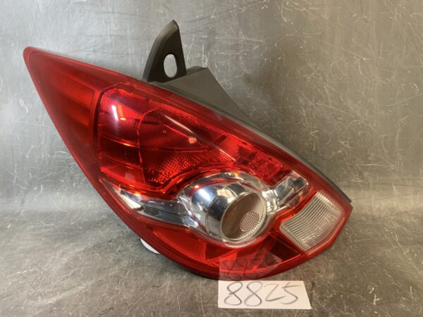 NISSAN TIIDA TIIDA LATIO C11 SC11 SNC11 Taillight P7511 Left Side x1 » JDM-PARTS NZ
