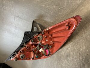 NISSAN TIIDA / TIIDA LATIO C11 NC11 SC11 SNC11 Genuine Taillight STANLEY P7511 L Left Side x1