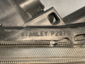 MITSUBISHI COLT Z2# (Z21~Z28) Genuine Headlight STANLEY P2970 Left Side x1