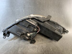 MITSUBISHI COLT Z2# (Z21~Z28) Genuine Headlight STANLEY P2970 Left Side x1