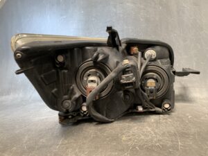 TOYOTA COROLLA RUMION NZE151 Genuine Headlight / ICHIKOH 12-539/ Left Side x1