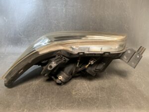 TOYOTA COROLLA RUMION NZE151 Genuine Headlight / ICHIKOH 12-539/ Left Side x1