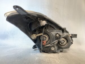 TOYOTA WISH ZNE10 Genuine Headlight STANLEY 68-1 Left Side x1