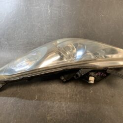 TOYOTA WISH ZNE10 Genuine Headlight STANLEY 68-1 Left Side x1