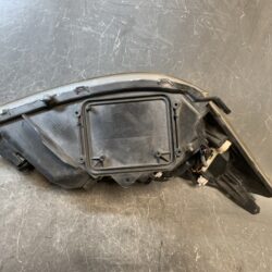 TOYOTA WISH ZNE10 Genuine Headlight STANLEY 68-1 Left Side x1