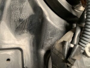 TOYOTA WISH ZNE10 Genuine Headlight STANLEY 68-1 Left Side x1