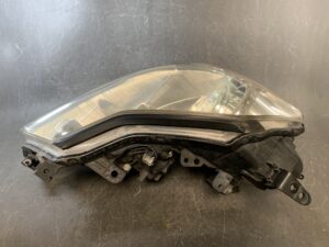 NISSAN FUGA Y50 Genuine Headlight STANLEY P4790 Right Side x1