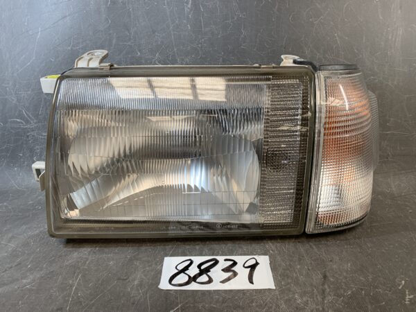 TOYOTA CROWN COMFORT YXS10 Genuine Headlight KOITO 100-76343 Left Side x1 » JDM-PARTS NZ
