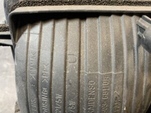 SUZUKI EVERY DA64V Genuine Taillight TOKAIDENSO 35603-68H0R Right Side x1