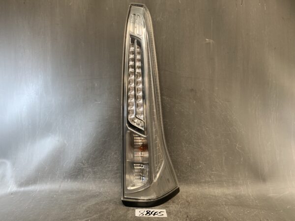 NISSAN SERENA C26 SUZUKI LANDY Taillight KOITO 220-23438 Right Side x1 » JDM-PARTS NZ
