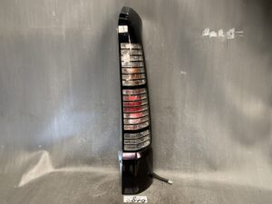 HONDA STEPWAGON RF RF3 RF4,5,6,7,8 Taillight P3494 Right Side x1