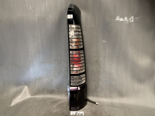 HONDA STEPWAGON RF RF3 RF4,5,6,7,8 Taillight P3494 Right Side x1 » JDM-PARTS NZ
