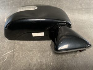CHEVROLET MW ME34S Genuine Door Mirror with Indicator TOKAIRIKA 566860 / 564515 Right Side x1