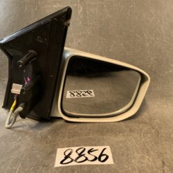NISSAN ELGRAND E51 ME51 MNE51 NE51 Genuine Door Mirror B64 / Right Side x1