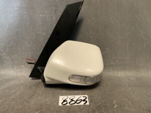 TOYOTA ESTIMA ACR30 ACR40 Door Mirror with Indicator Murakami 6880 / 6876 Left Side x1