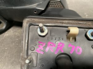 TOYOTA VOXY ZRR70 Genuine Door Mirror / MURAKAMI / 8873 Left Side x1