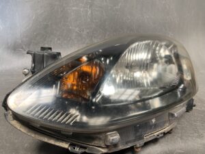 MAZDA DEMIO DE3FS Genuine Headlight STANLEY P6514 P7217 Left Side x1