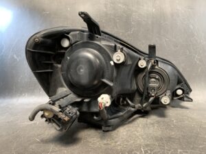 Toyota Ipsum ACM21W Genuine HID Headlight KOITO 44-55 Left Side x1