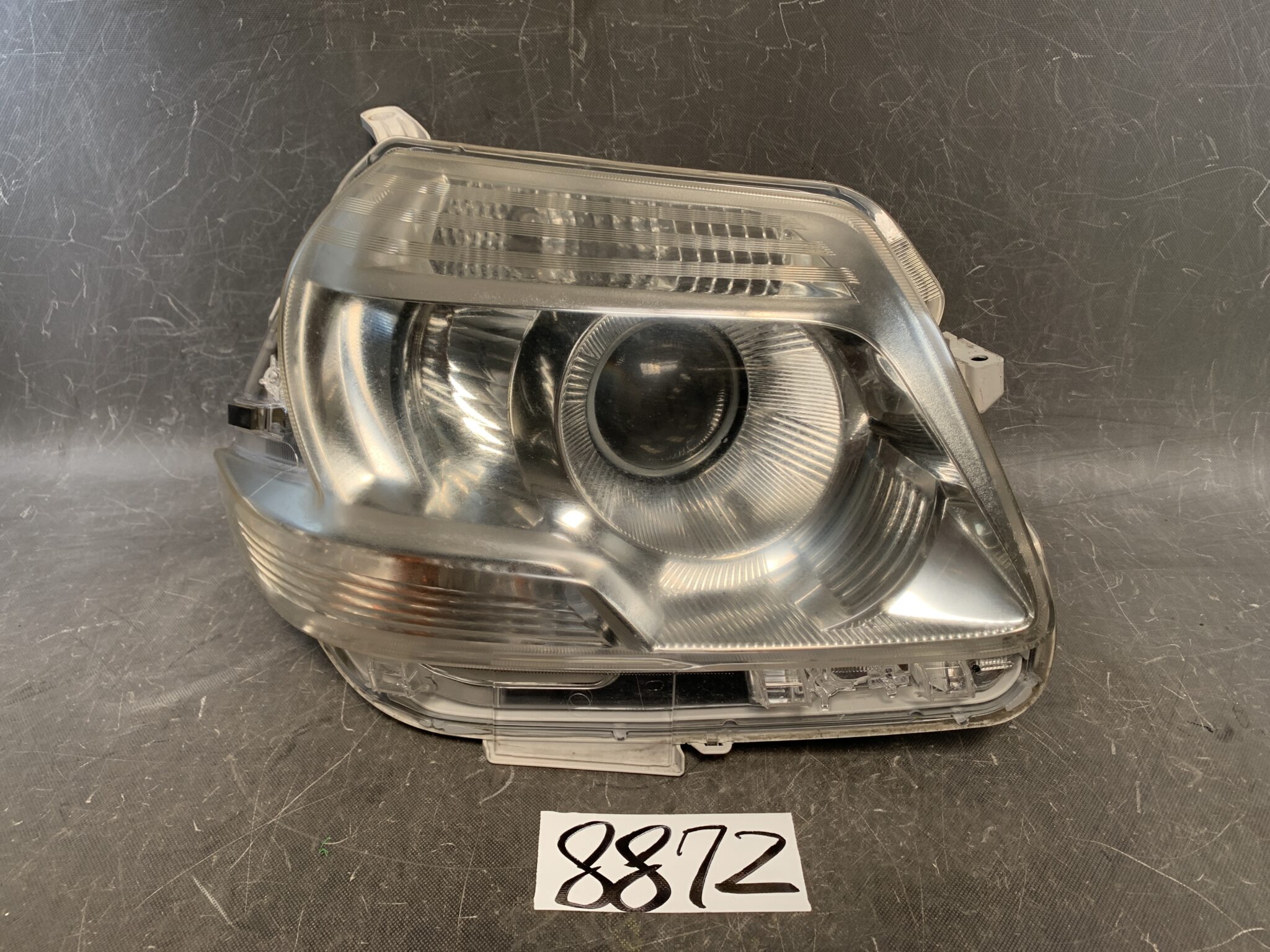 TOYOTA SIENTA NCP81 NCP85 HID Headlight 52-240 Right Side x1 » JDM-PARTS NZ