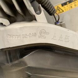 TOYOTA SIENTA NCP81 NCP85 Genuine Headlight KOITO 52-240 Right Side x1