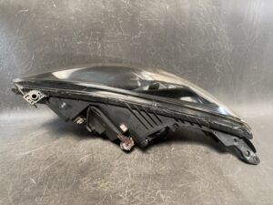 MAZDA DEMIO DE3FS Genuine Headlight STANLEY P6514 P7217 Right Side x1