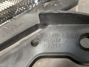 MAZDA DEMIO DE3FS Genuine Headlight STANLEY P6514 P7217 Right Side x1