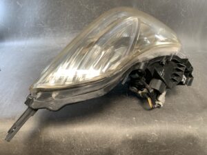 NISSAN TEANA J32 Genuine Headlight KOITO 100-63025 Right Side x1