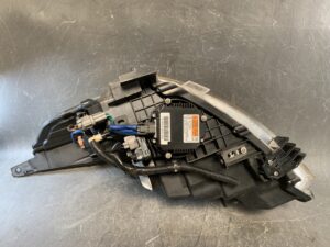 NISSAN TEANA J32 Genuine Headlight KOITO 100-63025 Right Side x1