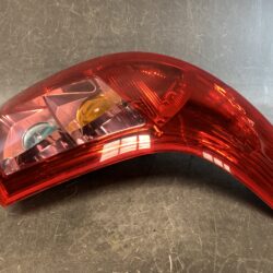 SUZUKI SWIFT ZC11S Genuine Taillight / 5696 S1-R AL 28.37 Right Side x1