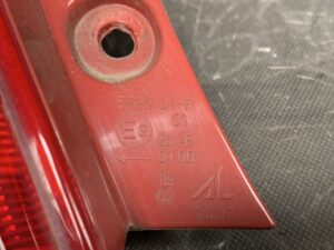 SUZUKI SWIFT ZC11S Genuine Taillight / 5696 S1-R AL 28.37 Left Side x1