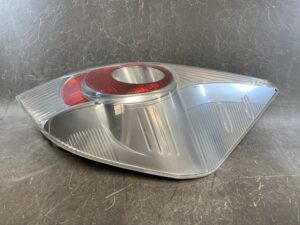 TOYOTA AQUA Prius C NHP10 Genuine Taillight STANLEY 52-252 Right Side x1