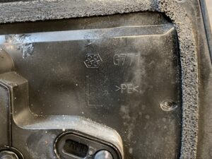 TOYOTA PRIUS ZVW50 Genuine Door Mirror MURAKAMI G775 / G771 Left Side x1