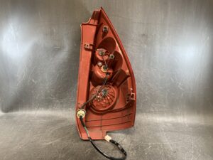 MAZDA PREMACY CREW Genuine Taillight STANLEY P4830 L Left Side x1