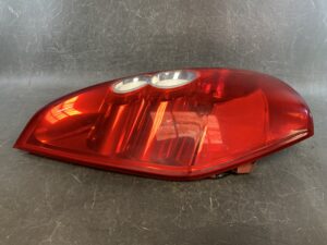 MAZDA PREMACY CREW Genuine Taillight STANLEY P4830 L Left Side x1