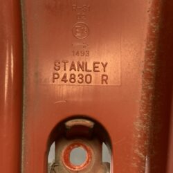 （破損あり・修復済み）MAZDA PREMACY CREW Genuine Taillight STANLEY P4830 R Right Side x1