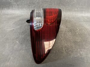 TOYOTA ESTIMA ACR30 Genuine Taillight ICHIKOH 28-139 Left Side x1
