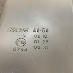 TOYOTA ISIS ZGM10G Genuine Taillight KOITO 44-64 Right Side x1