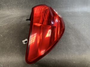 NISSAN AD VY12 Genuine Taillight KOITO 220-24886 Left Side x1