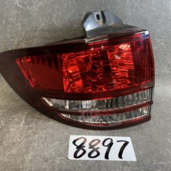 TOYOTA ESTIMA ACR30 ACR40 Taillight ICHIKOH 28-169 Left Side x1