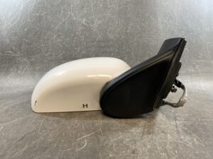NISSAN AD VY12 Genuine Door Mirror C35-R Right Side x1