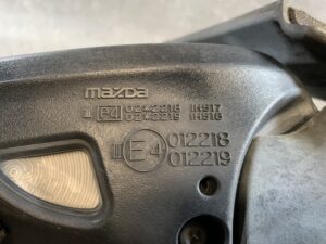 MAZDA VERISA DC5W Genuine Door Mirror / IH517 IH518 / 012218 012219 / D641 Left Side x1