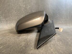 TOYOTA ISIS ZGM10 Genuine Door Mirror Murakami 8320 / 8118 Left Side x1