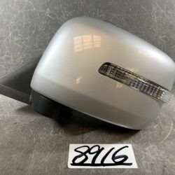 SUZUKI SOLIO DELICA D2 MA15S Door Mirror Indicator 82K4 Left Side x1