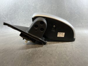MITSUBISHI DELICA D2 MB15S Genuine Door Mirror With Indicator 82K4 Left Side x1