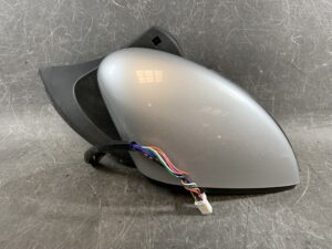 NISSAN LEAF ZE1 Genuine Door Mirror Murakami G579 / H146 Right Side x1