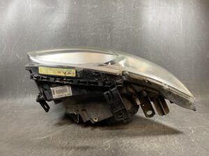 BMW 1 Series Genuine HID Headlight Valeo 63.12 6924492-11 Right Side x1